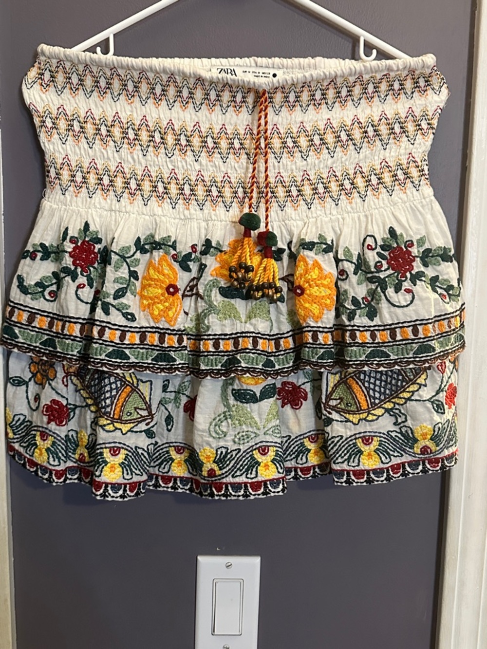 Zara Cream Mini Skirt with Multicolor Floral & Fish Embroidery